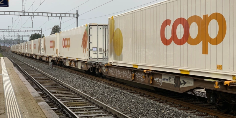 Inzwischen erfolgen mehr als zwei Drittel der nationalen Warentransporte von Coop auf der Schiene. Foto: msk