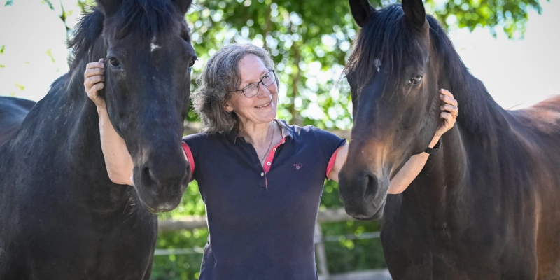 Pferde sind die Therapeuten der Verkehrspsychologin Jacqueline Bächli-Biétry. Foto: Katja Stuppia